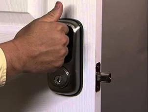 Lock Locksmith Tech Catonsville, MD 410-941-7018 - 24-7-locksmith-key-service
